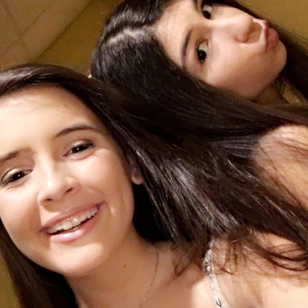 Meet your Posher, Amelia